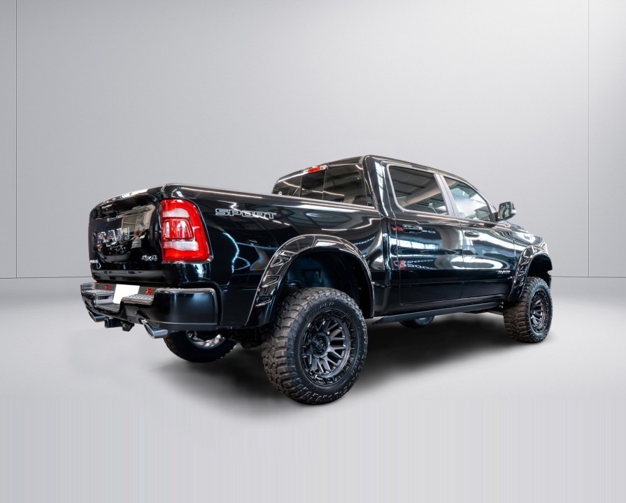 Dodge RAM 1500 Laramie Sport (2)