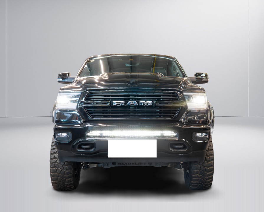 Dodge RAM 1500 Laramie Sport - foto 8