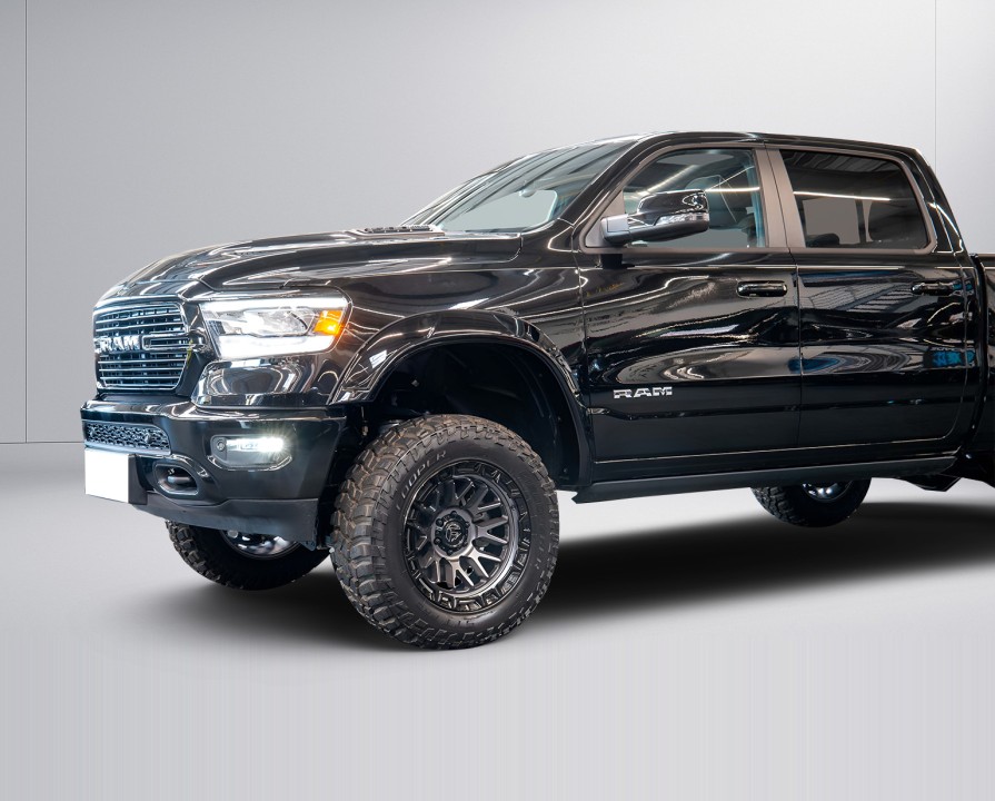 Dodge RAM 1500 Laramie Sport - foto 35