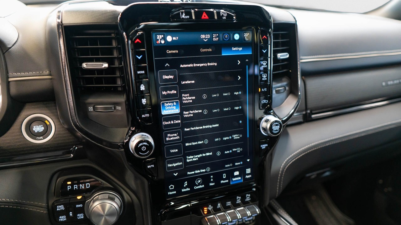 Dodge RAM 1500 Limited - foto 26
