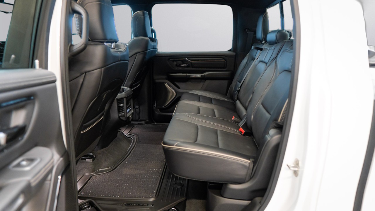 Dodge RAM 1500 Limited - foto 12