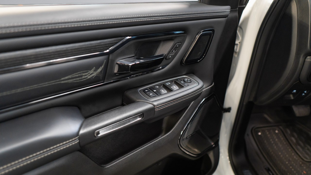 Dodge RAM 1500 Limited - foto 32