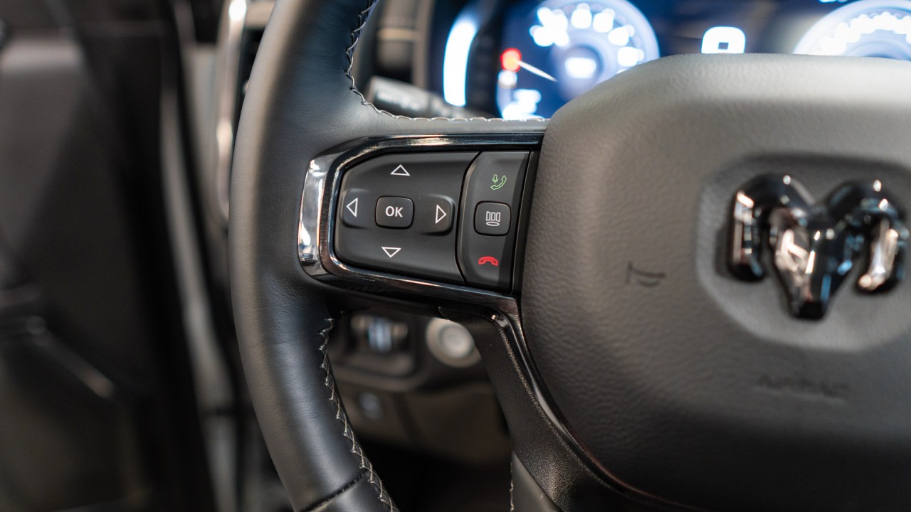 Dodge RAM 1500 Limited - foto 16