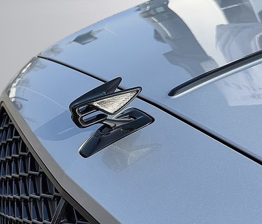 Bentley Flying Spur V8 Hybrid - foto 27
