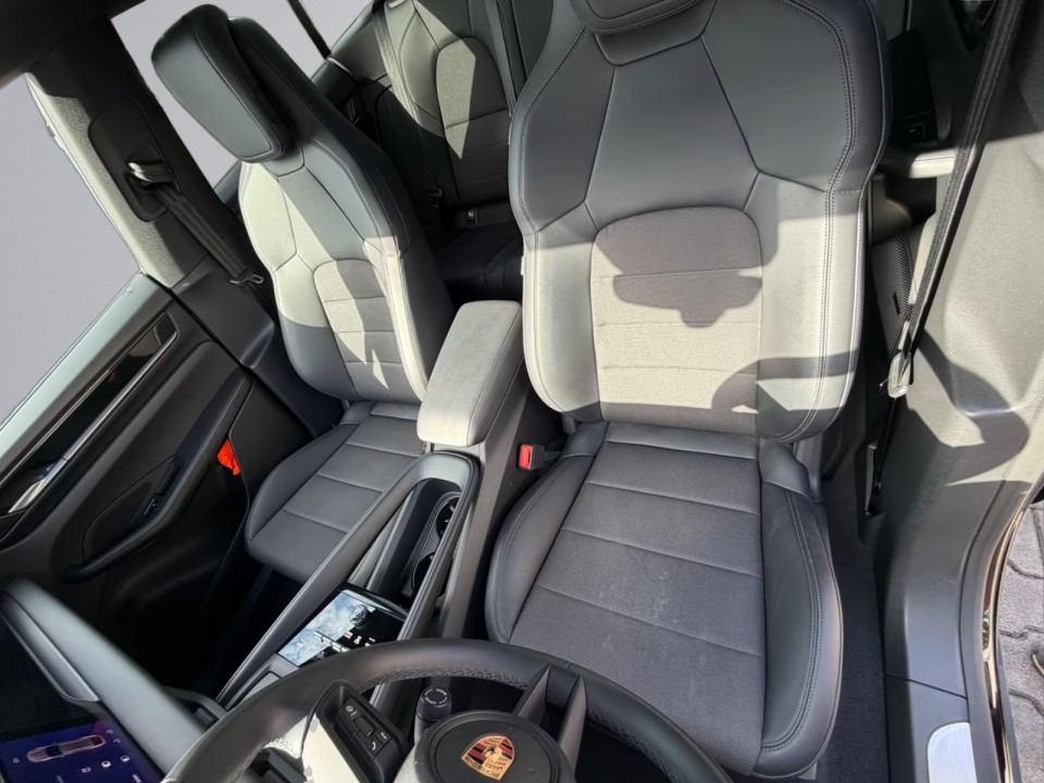 Porsche Macan - foto 14
