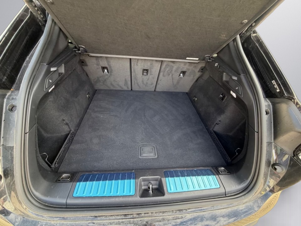 Porsche Macan - foto 18