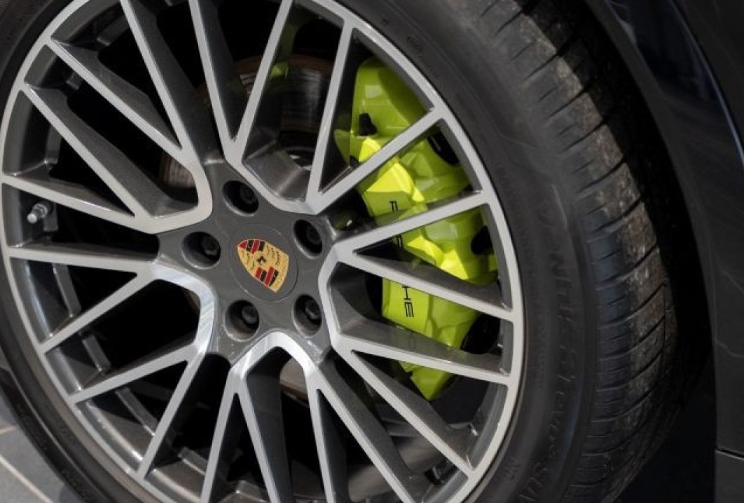 Porsche Cayenne E-Hybrid - foto 18