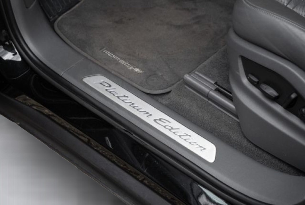 Porsche Cayenne E-Hybrid - foto 13