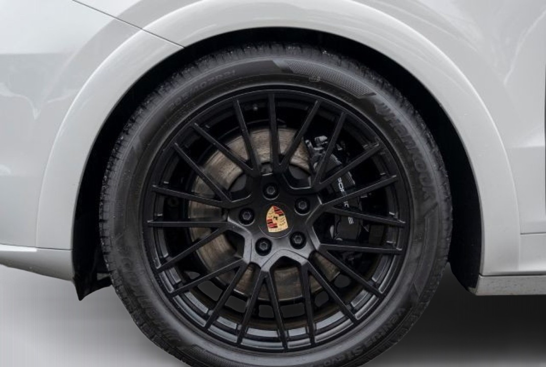 Porsche Cayenne GTS - foto 18