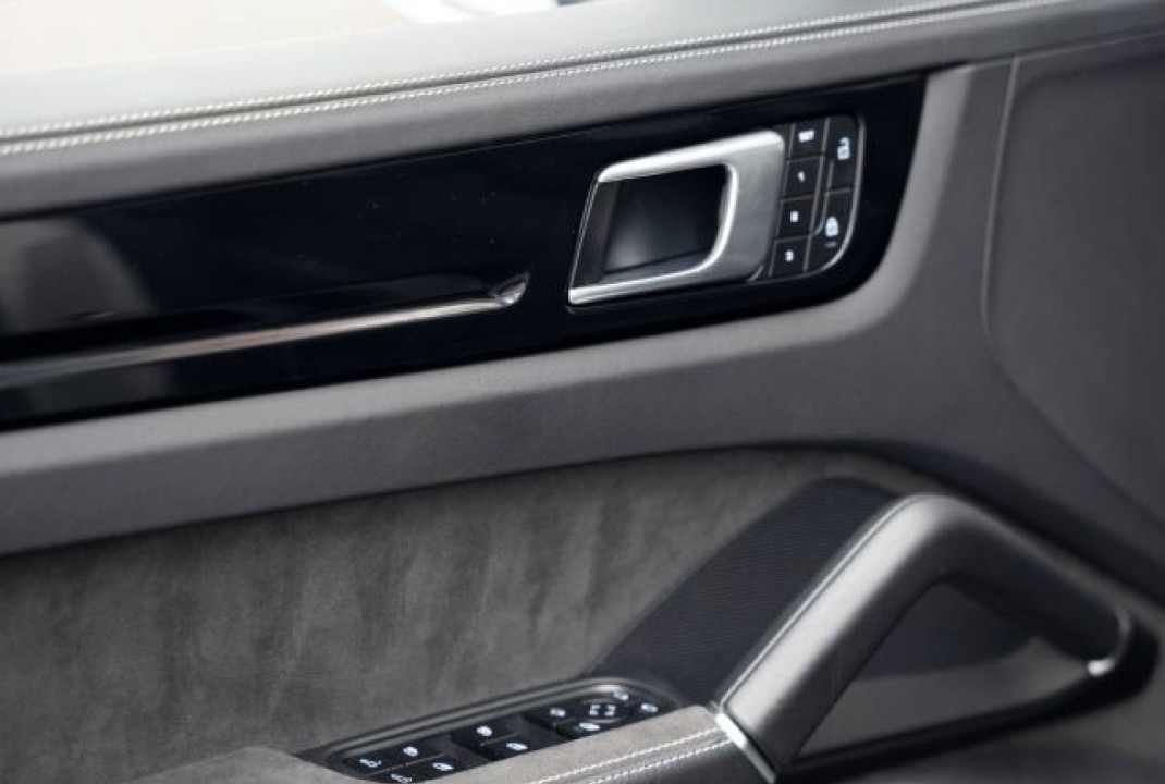 Porsche Cayenne GTS - foto 11