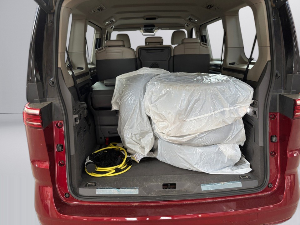 Volkswagen Multivan - foto 11