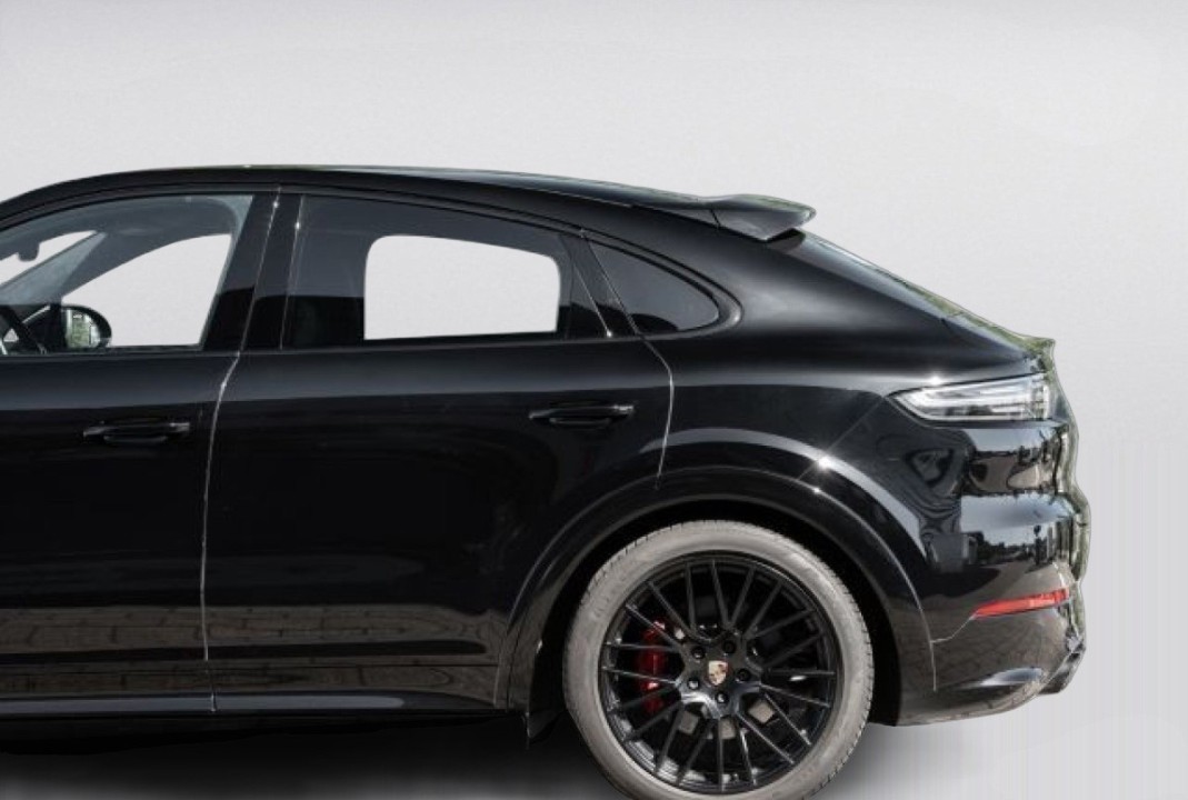 Porsche Cayenne Coupe GTS - foto 13