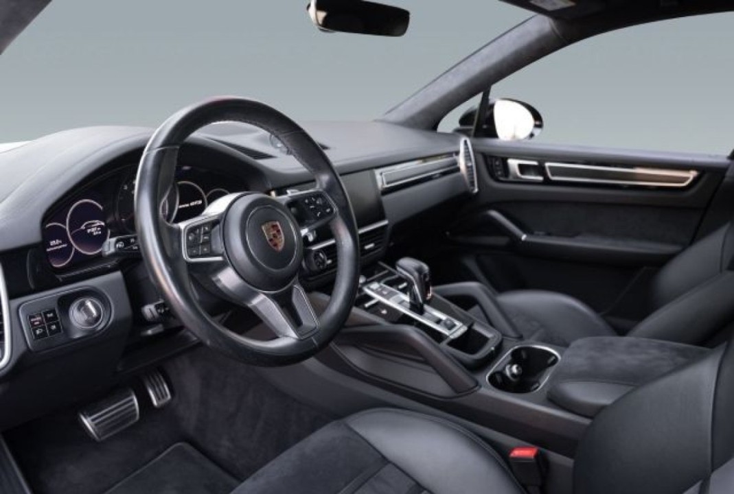 Porsche Cayenne Coupe GTS - foto 7