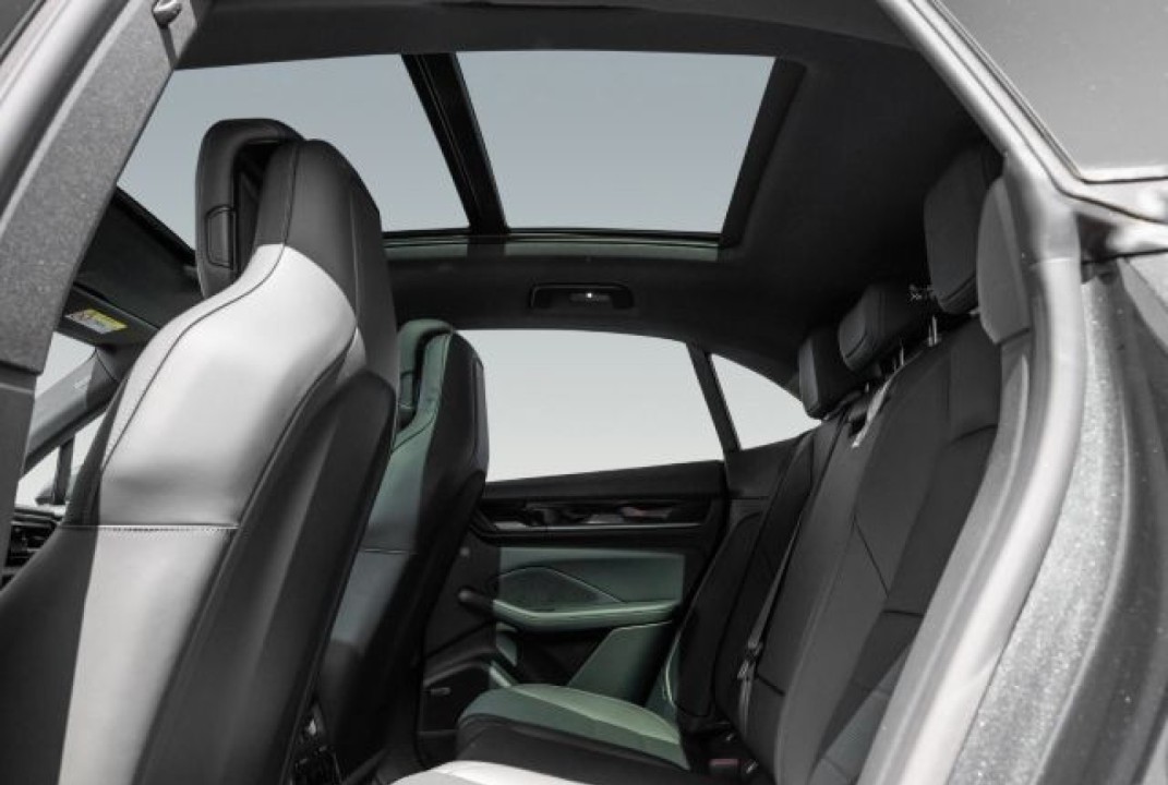 Porsche Macan - foto 8