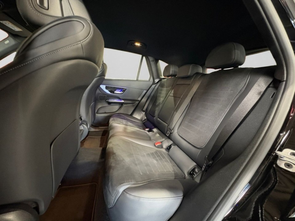 Mercedes-Benz GLC 200 4MATIC AMG Line - foto 19