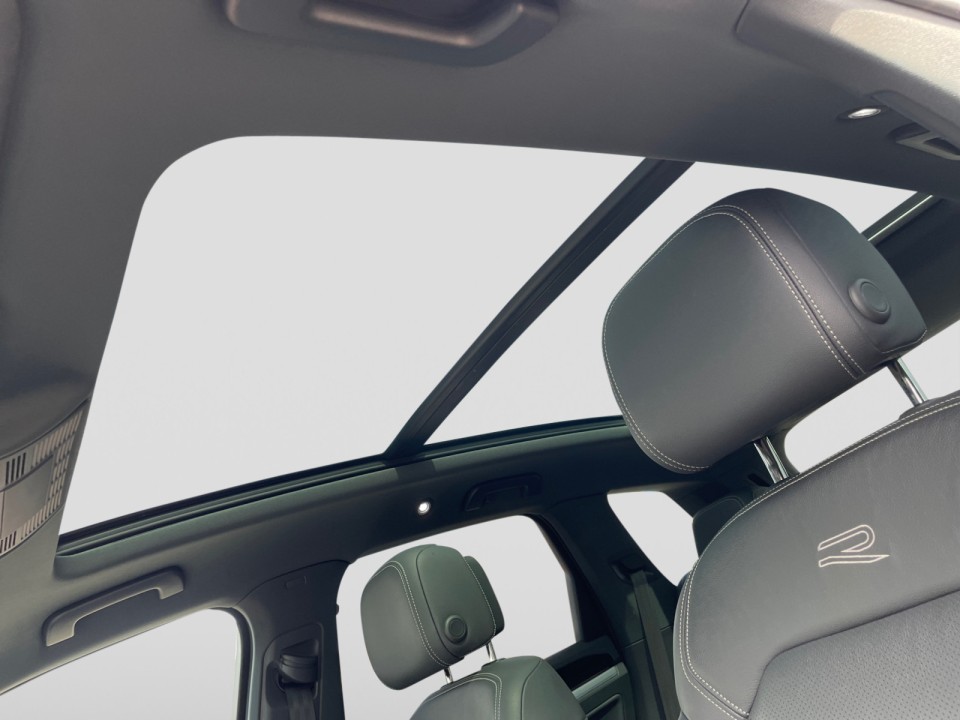 Volkswagen Touareg V6 TDI R-Line - foto 7