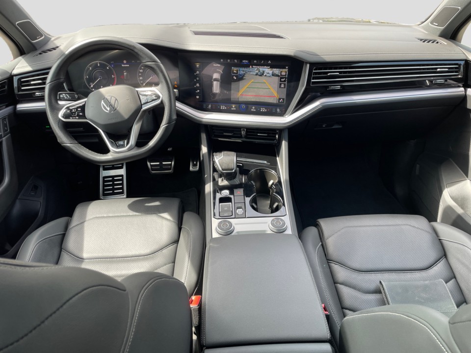 Volkswagen Touareg V6 TDI R-Line (5)
