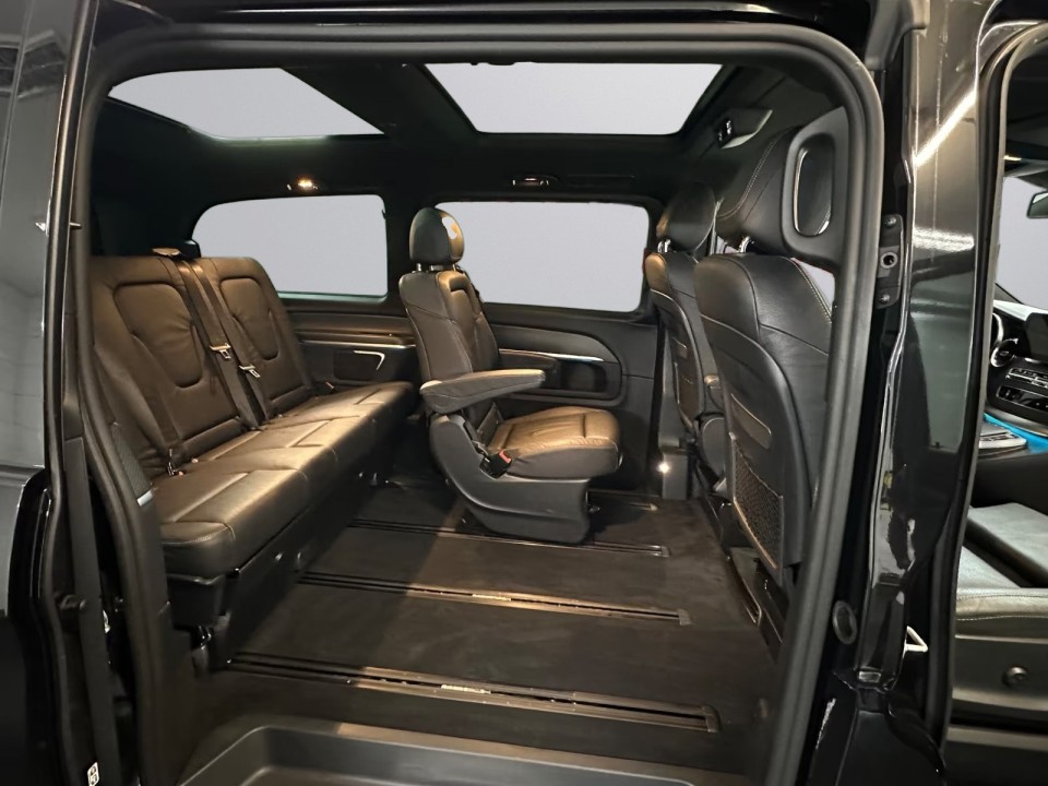 Mercedes-Benz V 300d AMG - foto 31