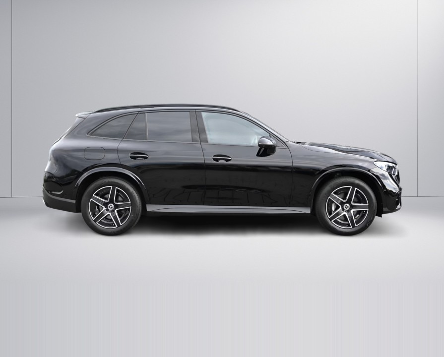 MERCEDES-BENZ GLC 2025 — imagine 2