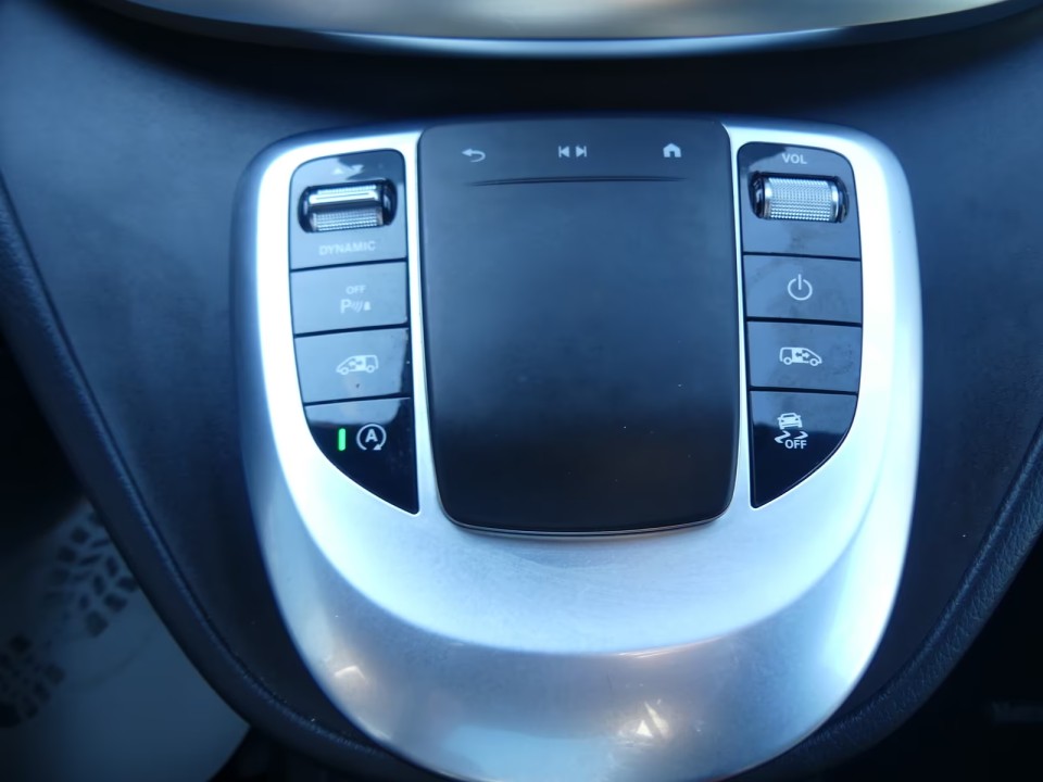 Mercedes-Benz V 300d 4MATIC - foto 14