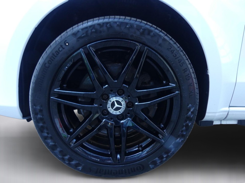 Mercedes-Benz V 300d 4MATIC - foto 26