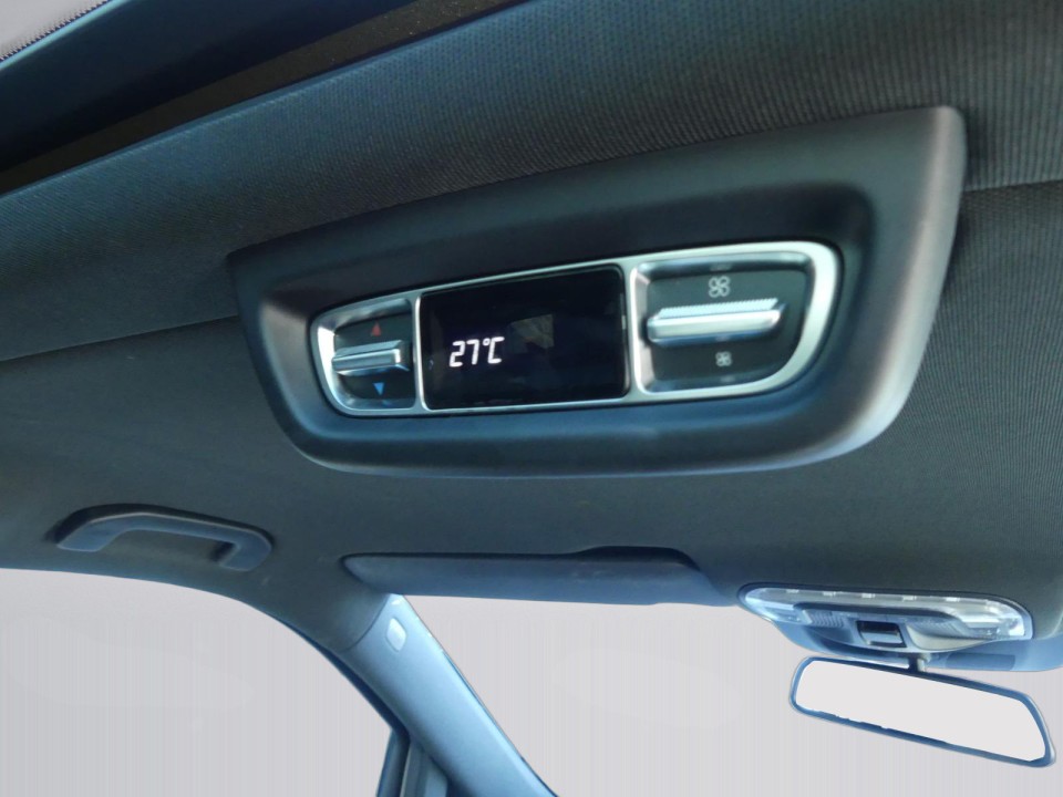 Mercedes-Benz V 300d 4MATIC - foto 17