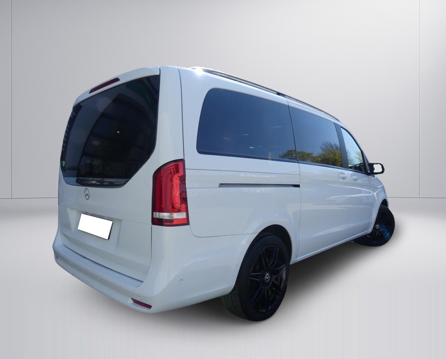 Mercedes-Benz V 300d 4MATIC (3)