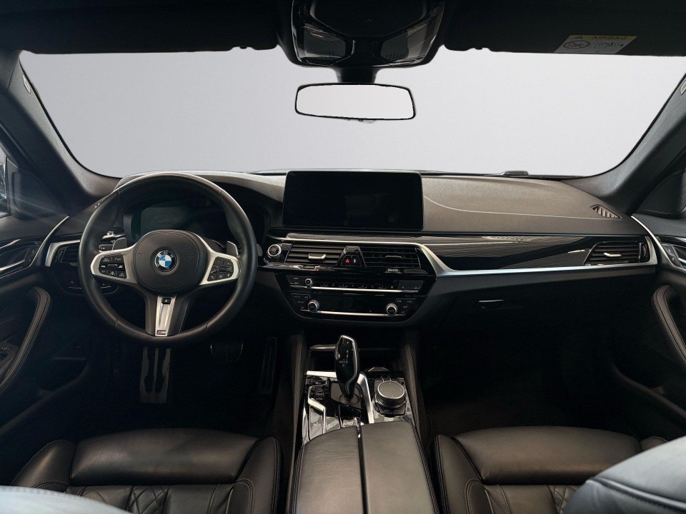 BMW Seria 5 540i xDrive - foto 7