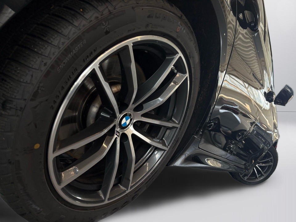 BMW Seria 5 540i xDrive - foto 17