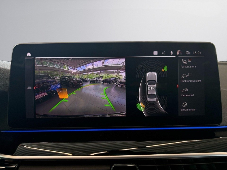 BMW Seria 5 540i xDrive - foto 13