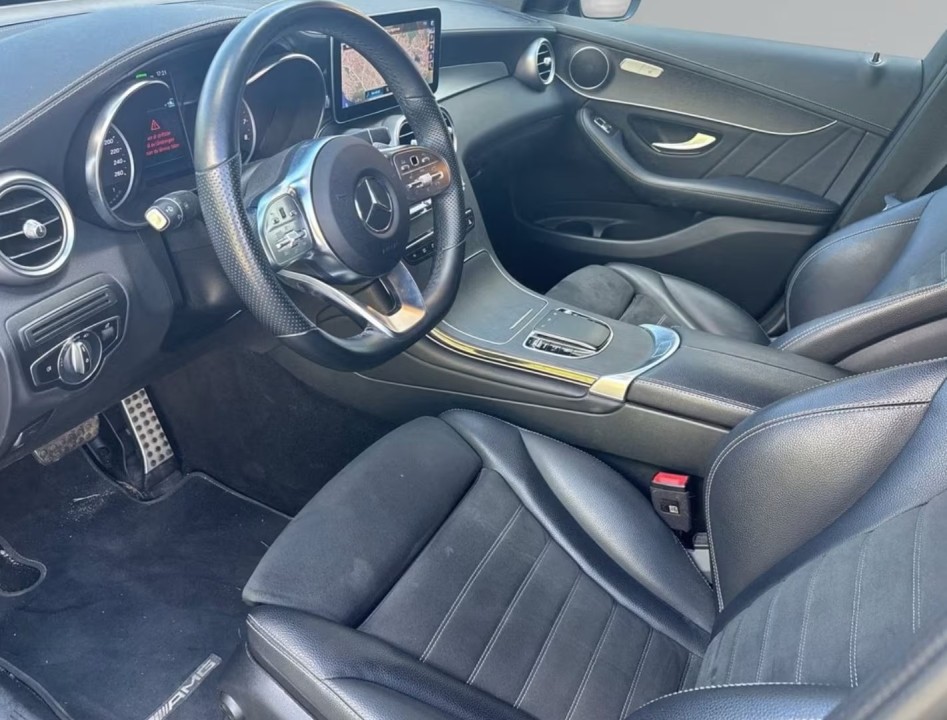 Mercedes-Benz GLC Coupé 300e 4MATIC AMG - foto 7