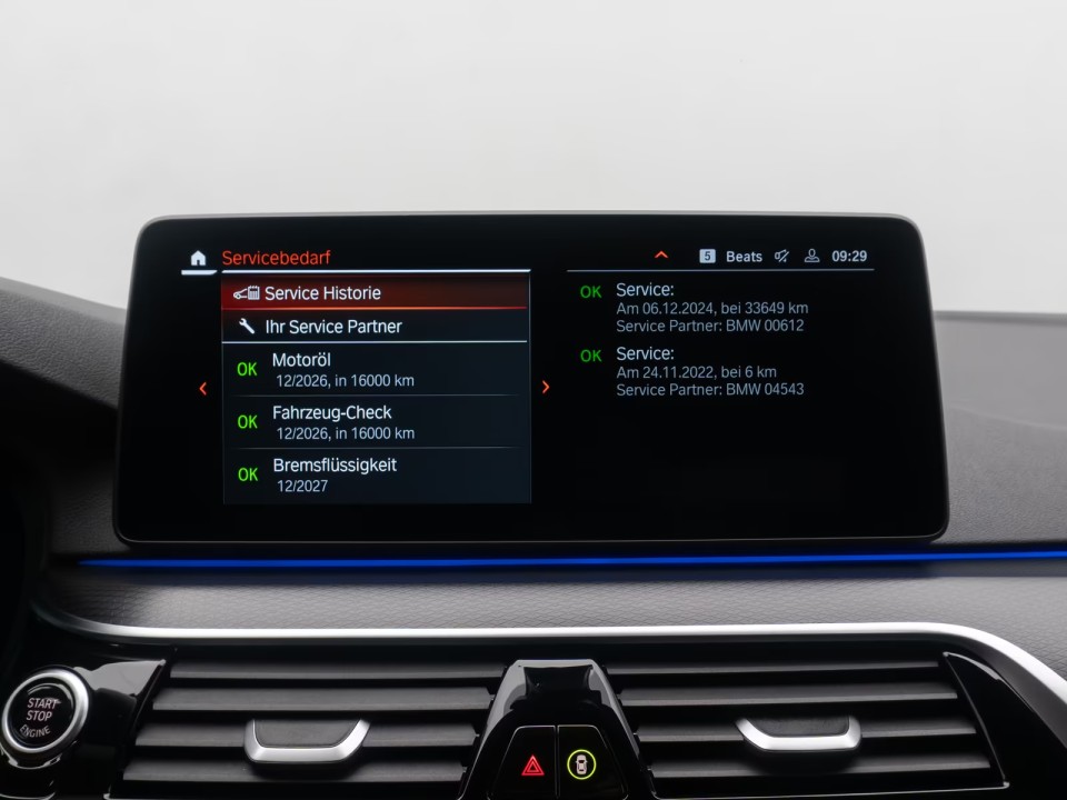 BMW Seria 5 540i xDrive M-Sport - foto 32