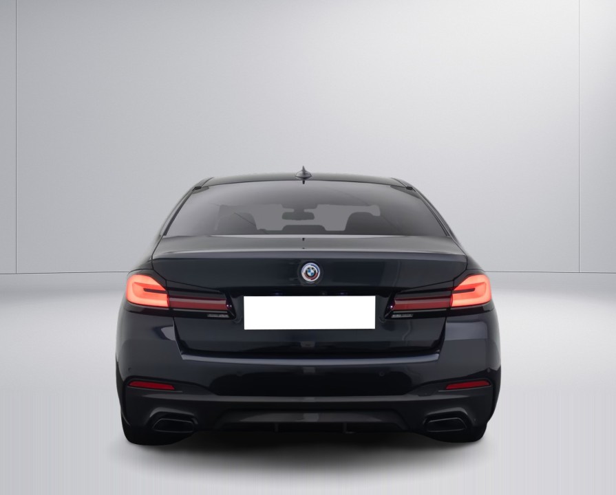BMW Seria 5 540i xDrive M-Sport - foto 6