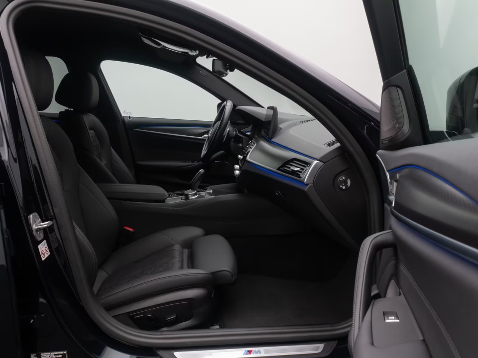 BMW Seria 5 540i xDrive M-Sport - foto 17
