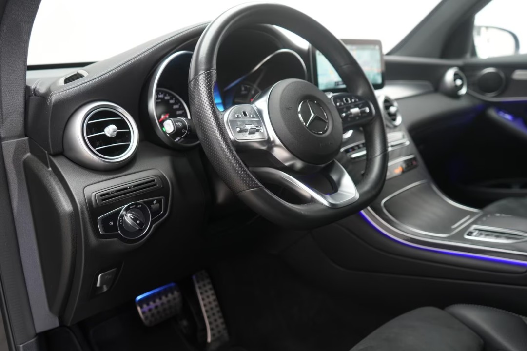 Mercedes-Benz GLC Coupé 300de 4MATIC AMG Line - foto 15