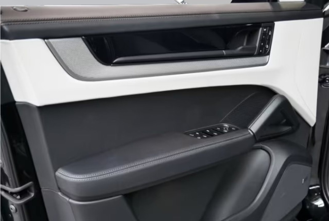 Porsche Cayenne Coupe E-Hybrid - foto 22