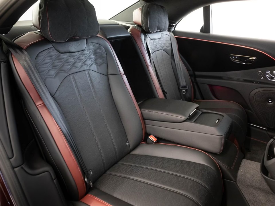 Bentley Flying Spur Speed First Edition - foto 8