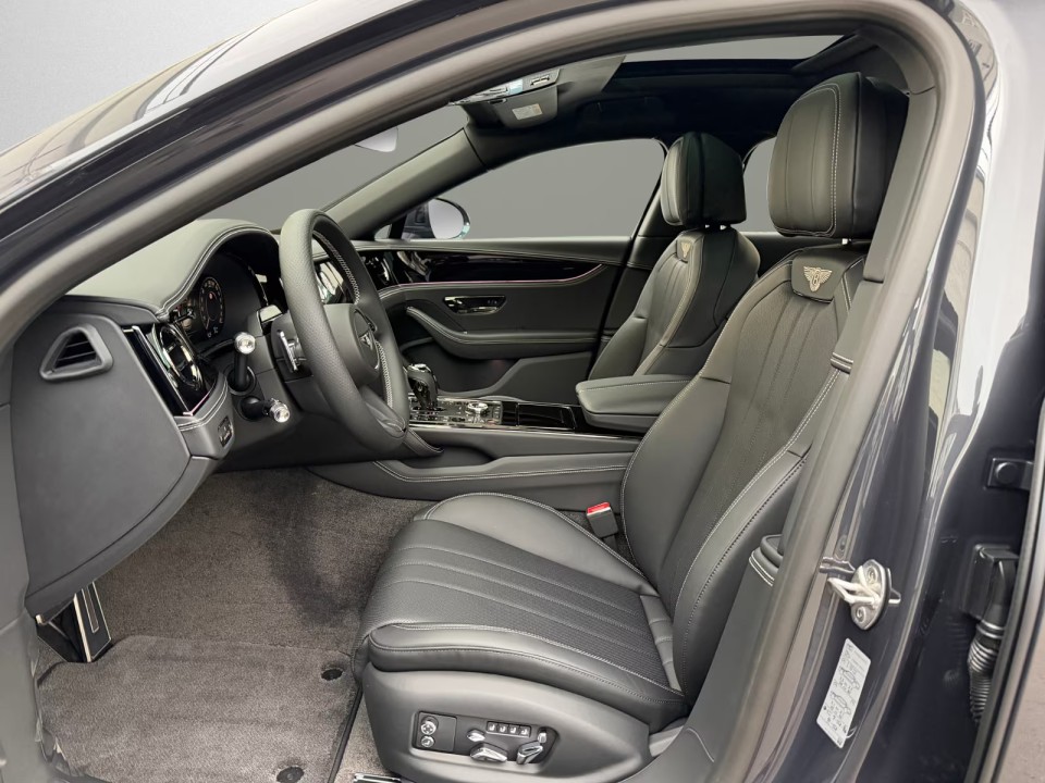 Bentley Flying Spur V8 Hybrid - foto 10