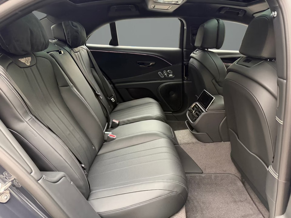 Bentley Flying Spur V8 Hybrid - foto 14