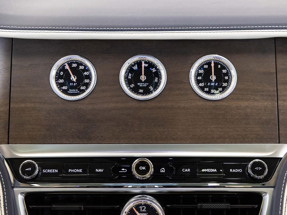 Bentley Flying Spur - foto 17