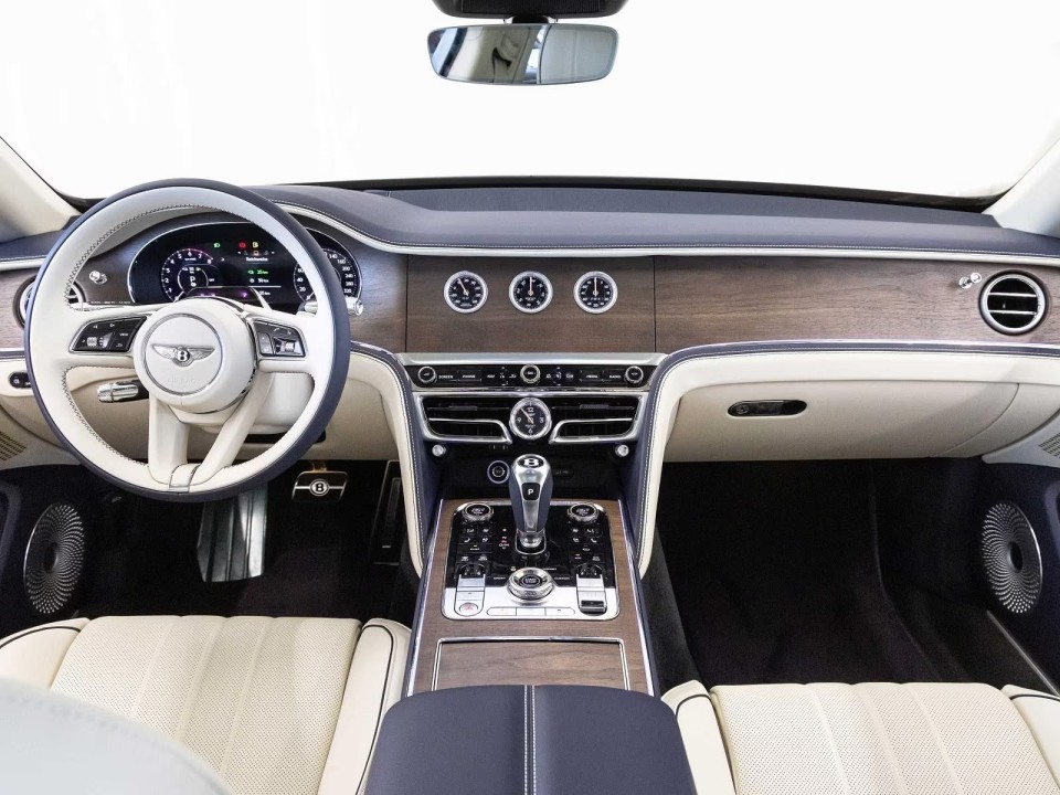 Bentley Flying Spur - foto 7