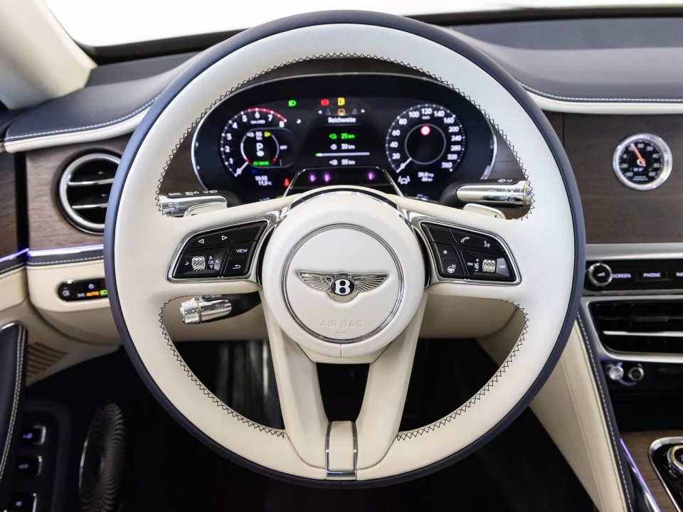 Bentley Flying Spur - foto 8