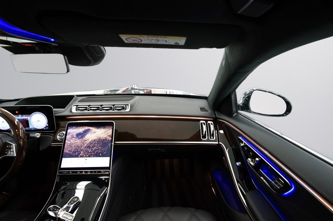Mercedes-Benz S Maybach 580 4MATIC - foto 16