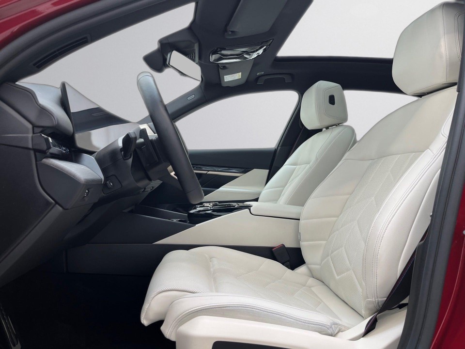 BMW Seria 5 550e xDrive M-Sport - foto 7