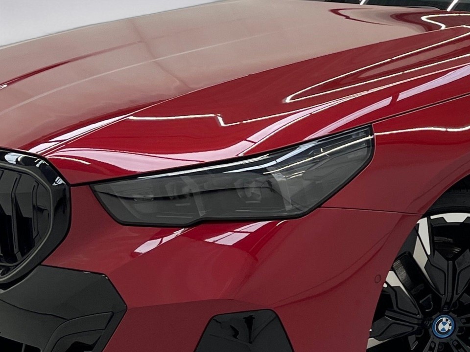 BMW Seria 5 550e xDrive M-Sport - foto 11