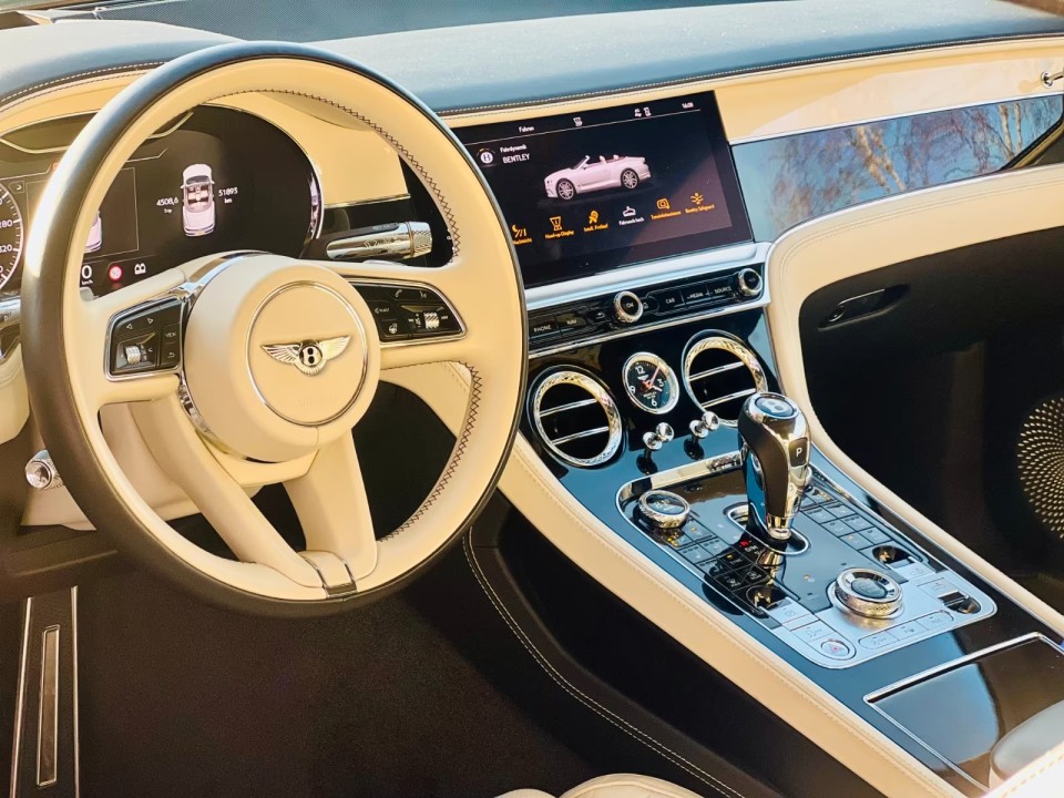BENTLEY Continental 2022 — imagine 4