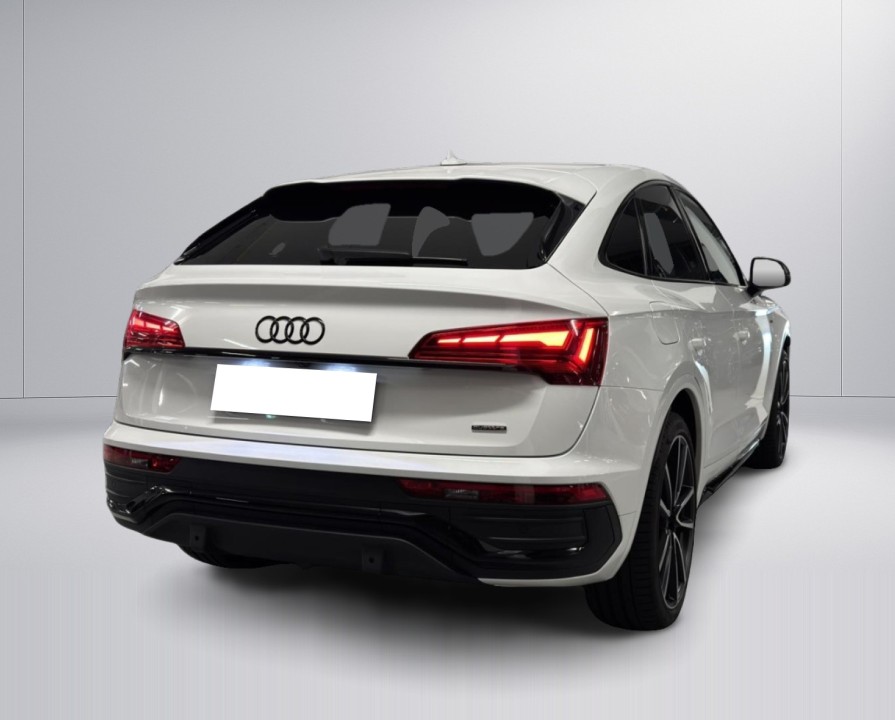 Audi Q5 Sportback 55 TFSIe Quattro S-line (3)