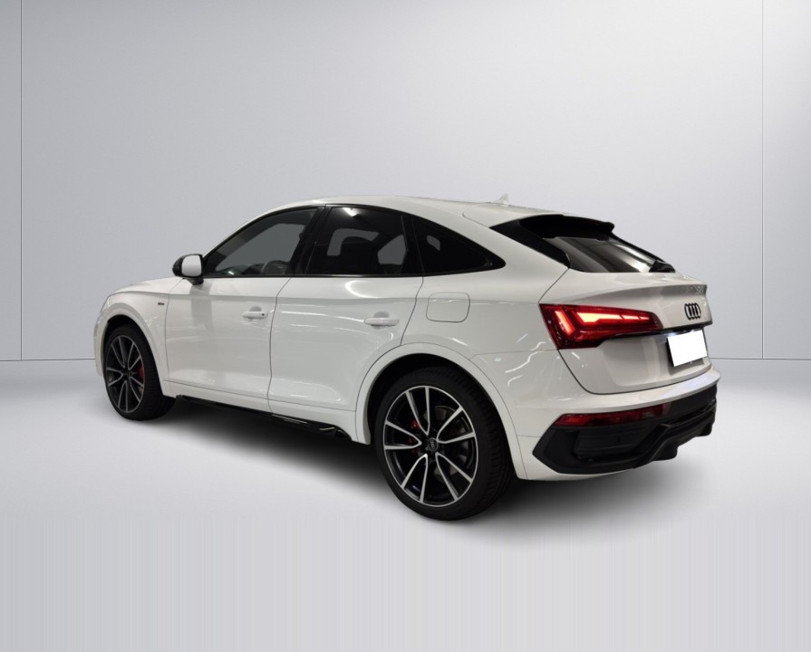 Audi Q5 Sportback 55 TFSIe Quattro S-line (5)