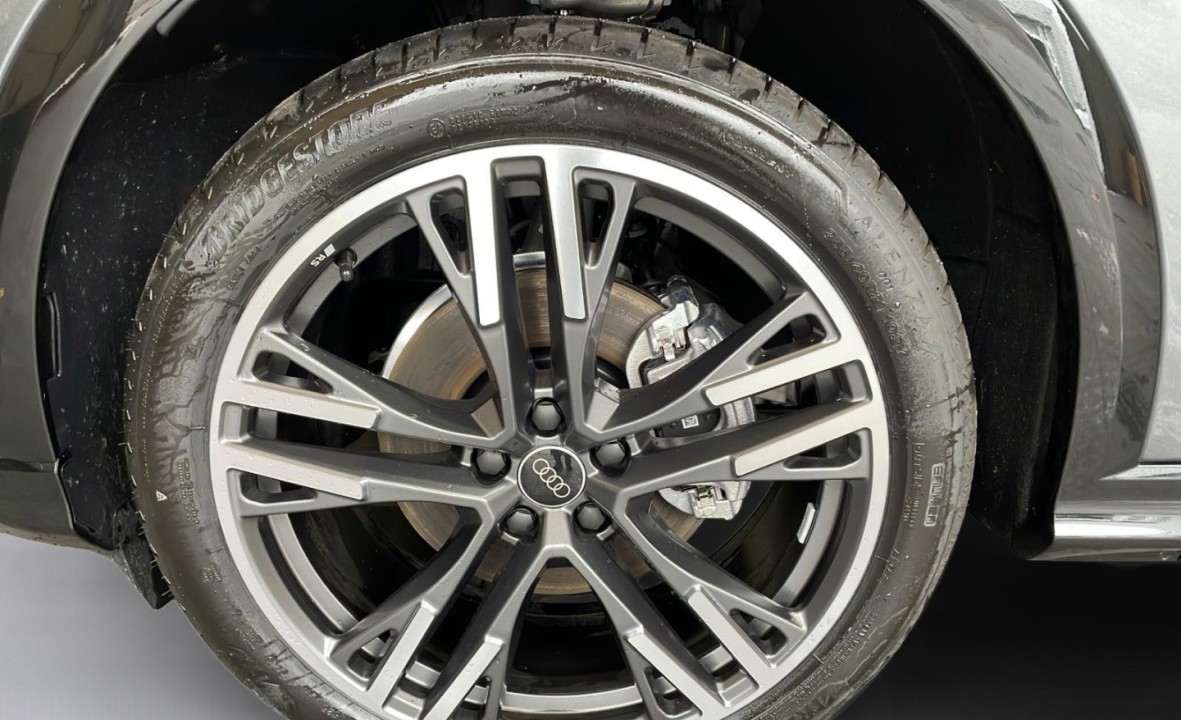 Audi Q5 - foto 17