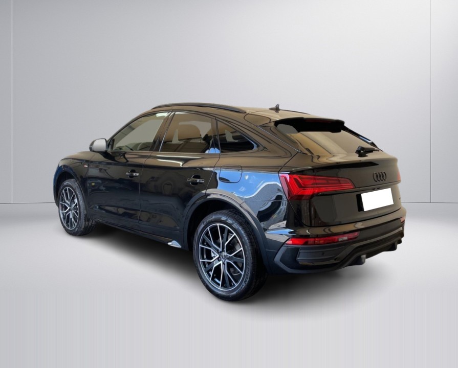 Audi Q5 Sportback 50 TFSIe quattro S-Line (4)
